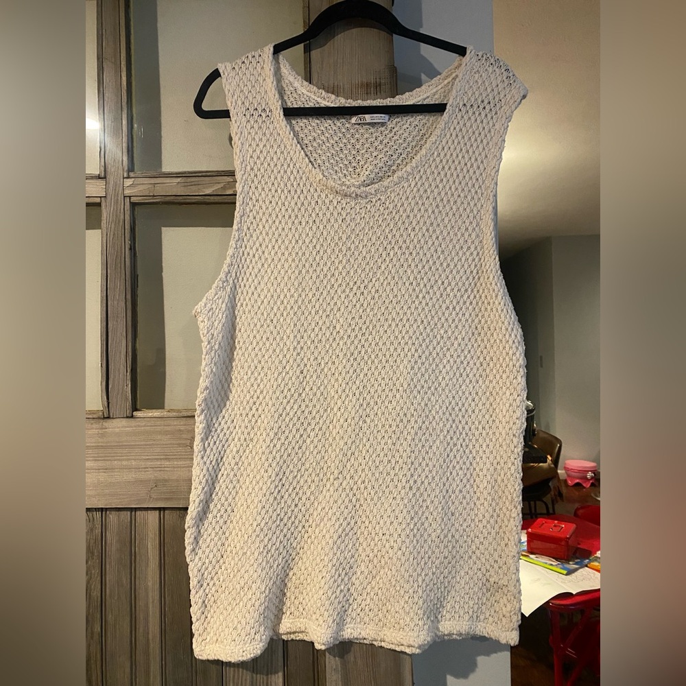 Sweater vest size large